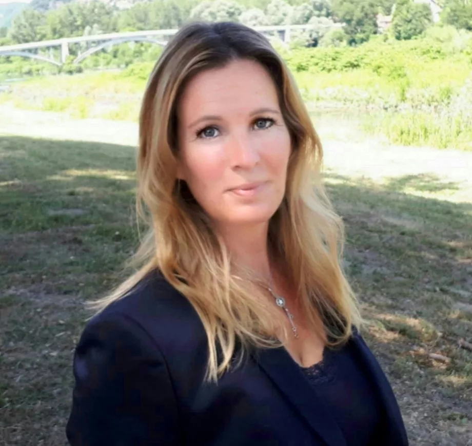 Sandrine FAVRE