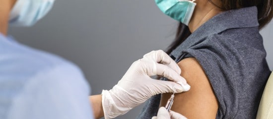 La vaccination des salariés contre le Covid-19 en trois questions