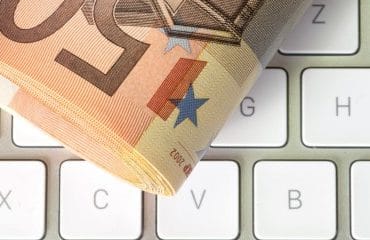 Télétravail : quel traitement fiscal et social pour les allocations versées par l’employeur ?