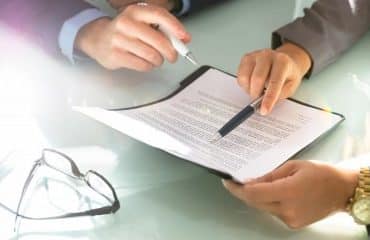Avocats : clauses abusives dans une convention d’honoraires