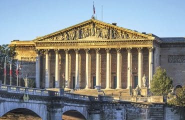 Loi de finances 2023 : les principales nouveautés pour les professionnels