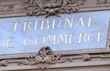 Greffiers des tribunaux de commerce : instauration d’un Code de déontologie