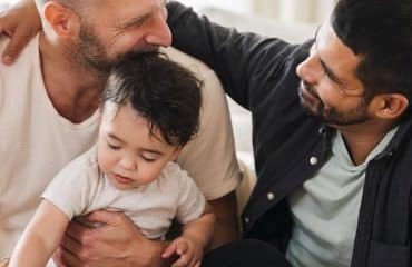 Prendre un congé d’adoption, c’est désormais plus simple !