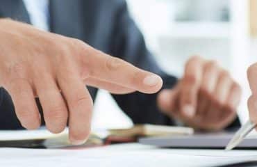 Vendeurs professionnels : gare au manque d’informations données aux consommateurs !
