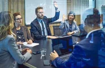 Suppression du poste de directeur général d’une société anonyme : une révocation ?