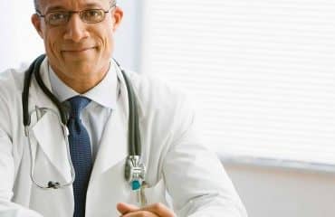 Médecins : une rémunération moyenne en augmentation de 2,5 %