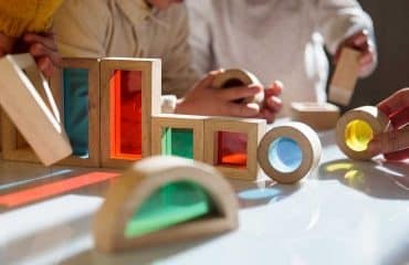 Activités sociales et culturelles : un délai pour supprimer la condition d’ancienneté