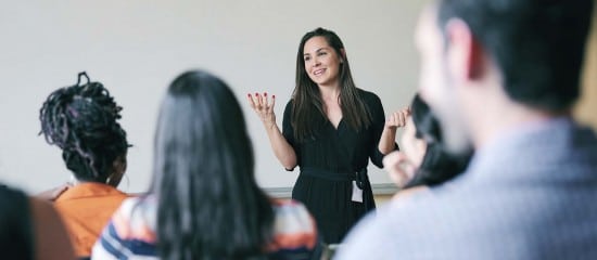 Apprentissage du français : de nouveaux droits pour les salariés allophones