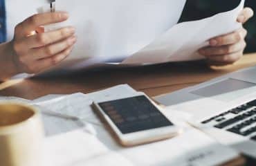 Retard du gérant de SARL pour faire approuver les comptes : une infraction ?