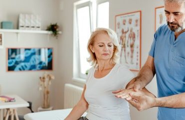 Masseurs-kinésithérapeutes : quel rôle dans la prise en charge de la ménopause ?