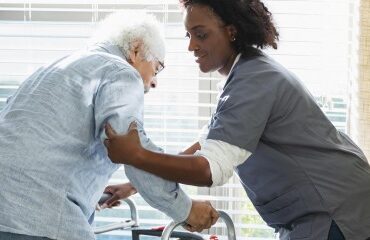 Santé, social et médico-social : recours au contrat de travail temporaire