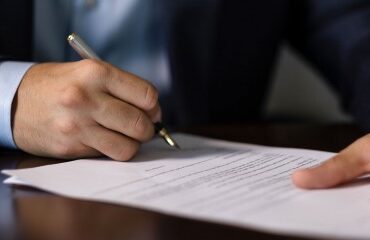 Vente d’un local commercial : le locataire bénéficie-t-il toujours d’un droit de préemption ?
