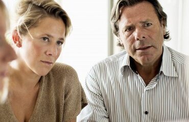 Des mesures sociales pour apurer les dettes de l’État