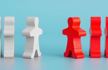 Abus de majorité : contre qui l’action en justice doit-elle être intentée ?