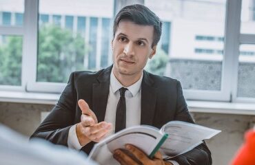 La demande de retrait d’une société civile d’un époux qui en est associé