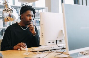 Le lieu de travail prévu dans le contrat peut-il être modifié ?