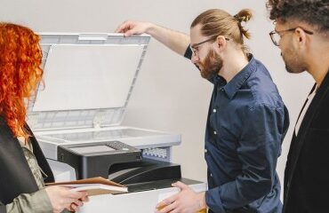 Notion de non-professionnel appliquée à une association