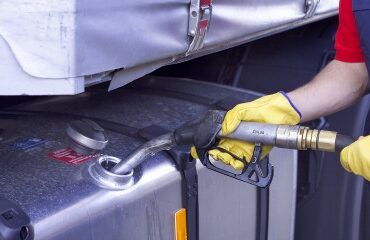 Flambée des prix des carburants : les mesures annoncées pour les entreprises