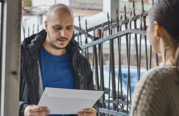 Commissaires de justice : vérification d’identité lors de la signification d’un acte