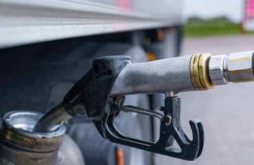 Hausse des prix des carburants : un prêt à 3,80 % pour soutenir les trésoreries
