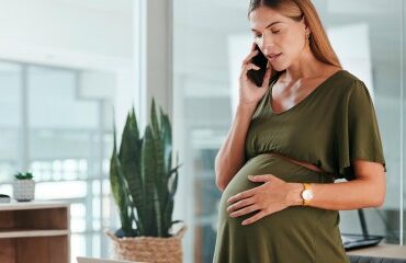 Salariée enceinte : la rupture de sa période d’essai doit être justifiée