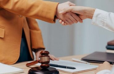 Administrateurs judiciaires : perception des honoraires en cas d’exercice en société