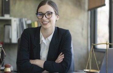 Avocats : exonération de CFE pour les jeunes avocats