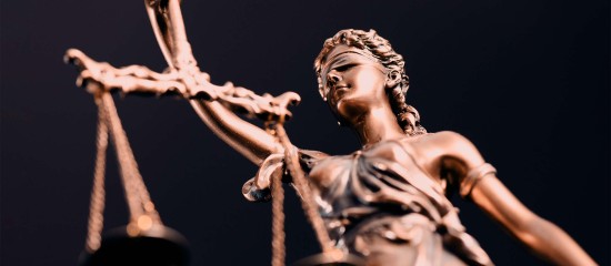 Commissaires de justice : procédure de recouvrement des créances commerciales incontestées